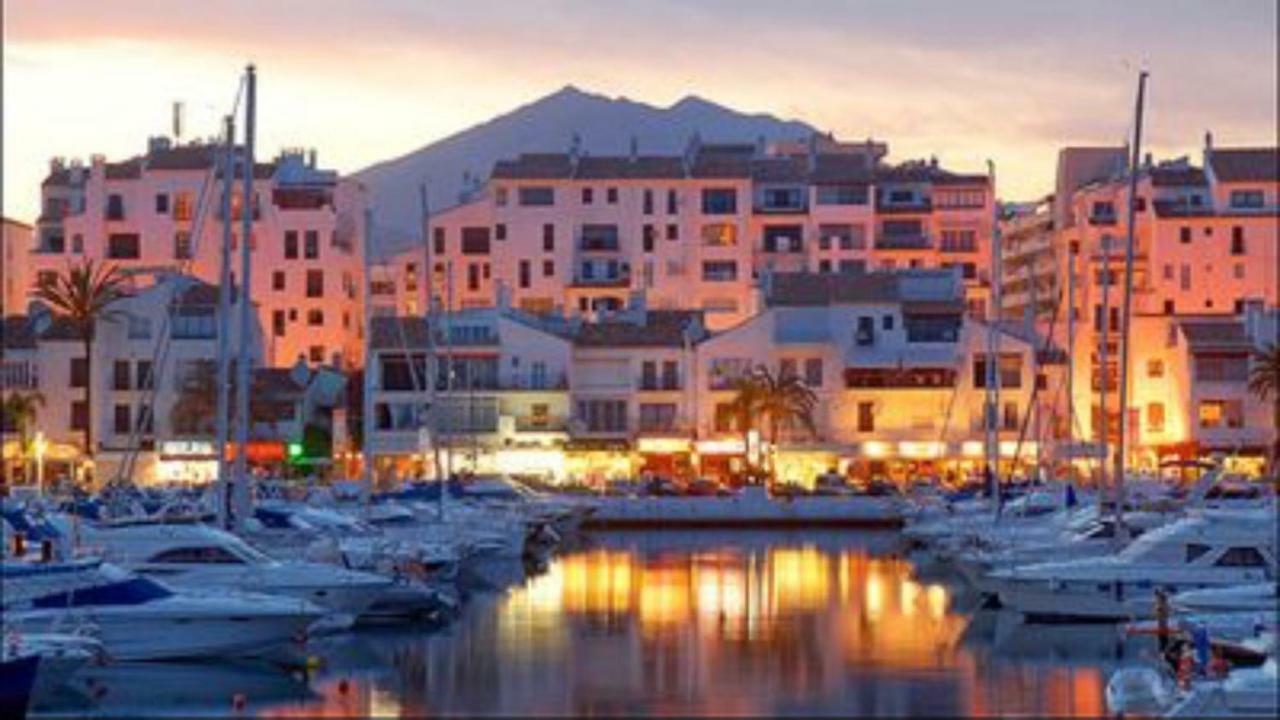 Mi Capricho Beachfront- 9E Apartment With Sea Views - Costa Del Sol Sitio de Calahonda المظهر الخارجي الصورة